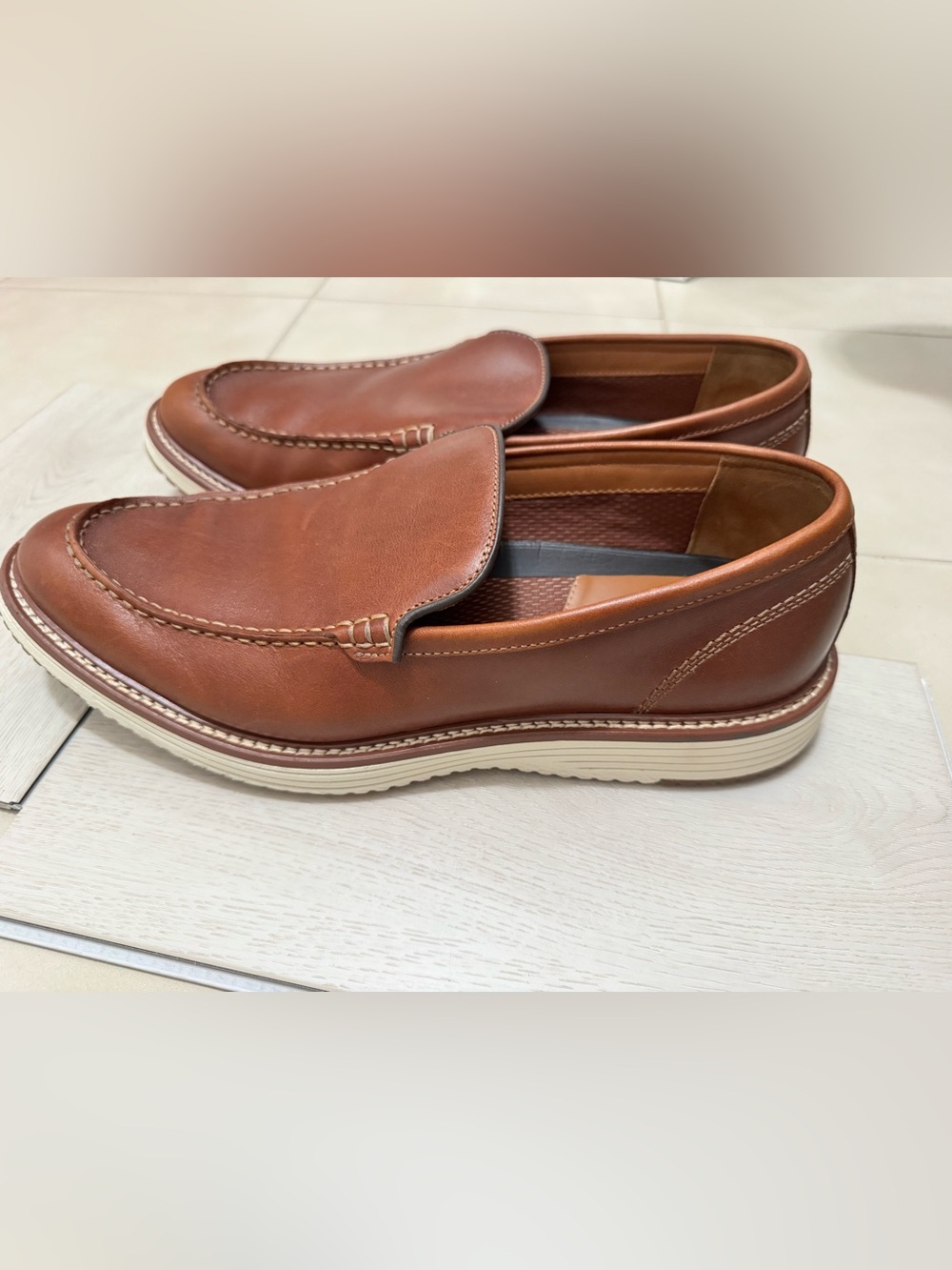 Johnston & Murphy 20-4810 Mens Brown Slip On Loafers